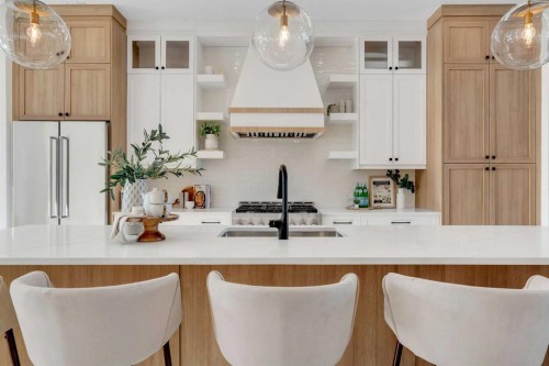 2436 30 Avenue Sw, Calgary, AB - Indoor