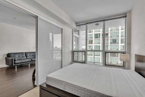 1418-222 Riverfront Avenue Sw, Calgary, AB - Indoor