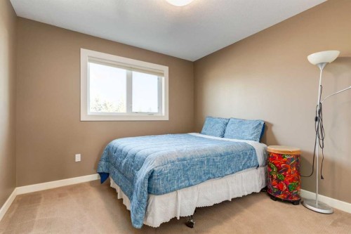 6616 Bowness Road Nw, Calgary, AB - Indoor Photo Showing Bedroom