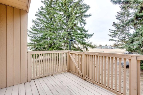 9-225 Berwick Drive Nw, Calgary, AB - Outdoor