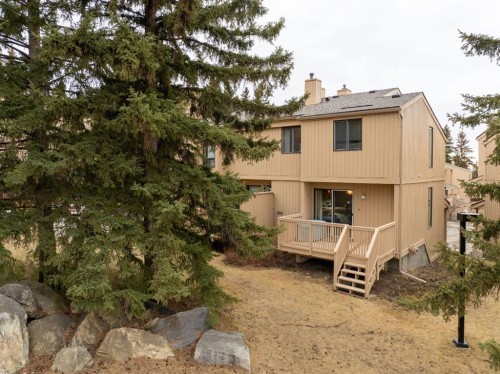 9-225 Berwick Drive Nw, Calgary, AB - Outdoor