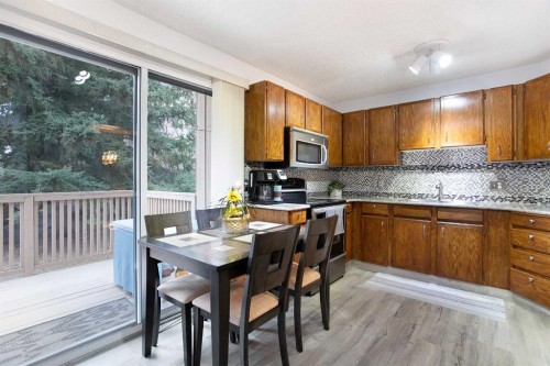 9-225 Berwick Drive Nw, Calgary, AB - Indoor