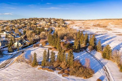 187 Slopeview Drive Sw, Calgary, AB 