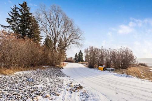 187 Slopeview Drive Sw, Calgary, AB 