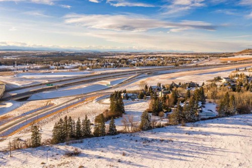 187 Slopeview Drive Sw, Calgary, AB 