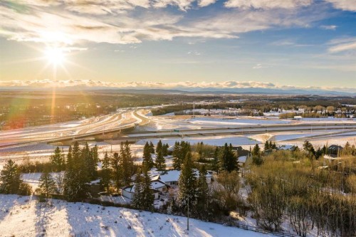 187 Slopeview Drive Sw, Calgary, AB 