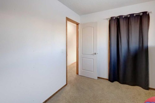 463 Cranfield Gardens Se, Calgary, AB - Indoor