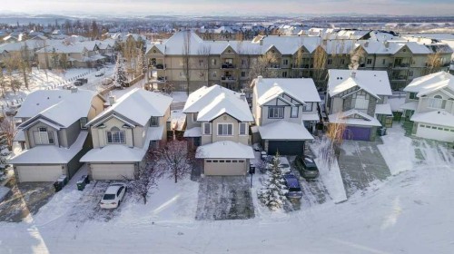 463 Cranfield Gardens Se, Calgary, AB - Outdoor With Facade