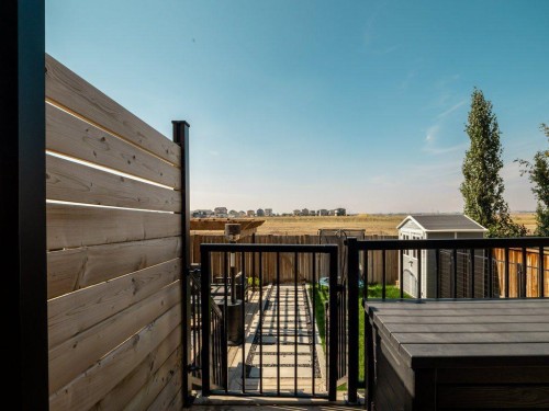 102 Blackwolf Bay North, Lethbridge, AB - Outdoor With Exterior