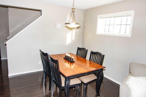 2275 Reunion Street Nw, Airdrie, AB - Indoor Photo Showing Dining Room