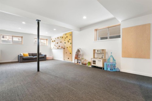 196 Jumping Pound Terrace, Cochrane, AB - Indoor