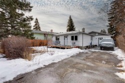 4351 70 Street NW Calgary, AB T3B 2K4