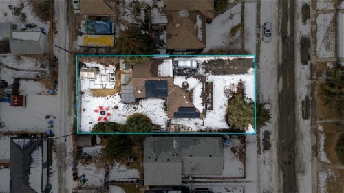 4351 70 Street Nw, Calgary, AB - 