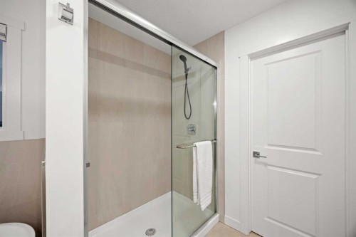 22 Hanson Drive Ne, Langdon, AB - Indoor Photo Showing Bathroom