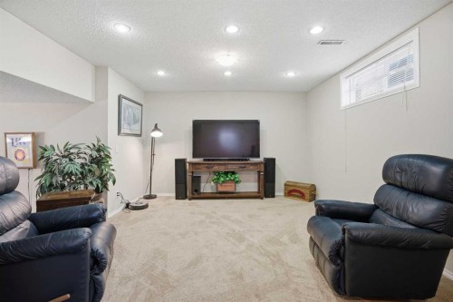 940 Citadel Drive Nw, Calgary, AB - Indoor