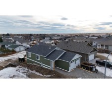 2016 30 Avenue  Nanton, AB T0L 1R0