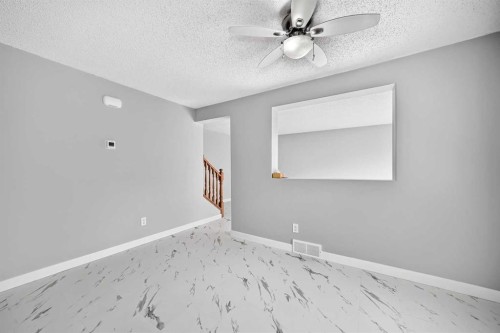163-6915 Ranchview Drive Nw, Calgary, AB - Indoor Photo Showing Other Room