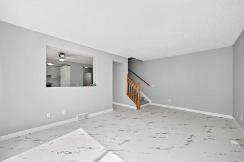 163-6915 Ranchview Drive Nw, Calgary, AB - Indoor Photo Showing Other Room