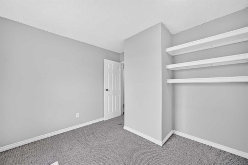 163-6915 Ranchview Drive Nw, Calgary, AB - Indoor Photo Showing Other Room