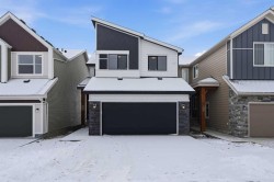 75 Heartwood Villas SE Calgary, AB T3S 0R6