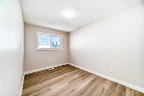 6128 Madigan Drive Ne, Calgary, AB - Indoor Photo Showing Other Room