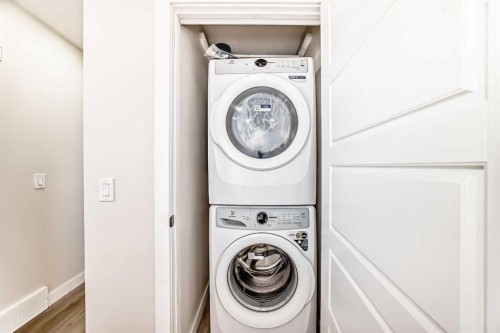 6128 Madigan Drive Ne, Calgary, AB - Indoor Photo Showing Laundry Room