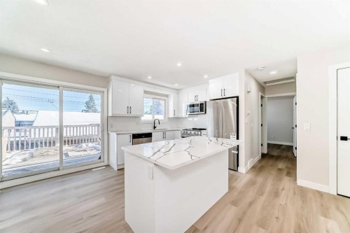 6128 Madigan Drive Ne, Calgary, AB - Indoor Photo Showing Kitchen With Upgraded Kitchen