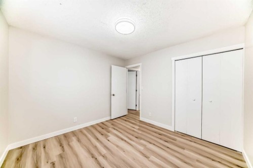 937 Marcombe Drive Ne, Calgary, AB - Indoor Photo Showing Other Room