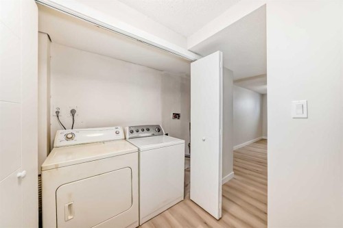 937 Marcombe Drive Ne, Calgary, AB - Indoor Photo Showing Laundry Room