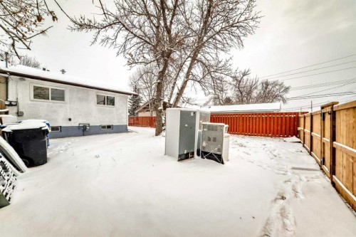 937 Marcombe Drive Ne, Calgary, AB - Outdoor