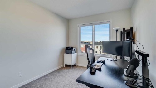 18 Amblehurst Path Nw, Calgary, AB - Indoor Photo Showing Office