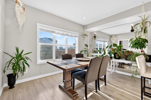 472 West Lakeview Drive, Chestermere, AB - Indoor Photo Showing Dining Room