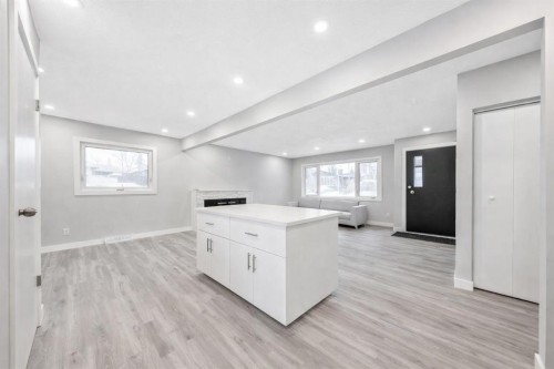 60 Fawn Crescent Se, Calgary, AB - Indoor Photo Showing Other Room