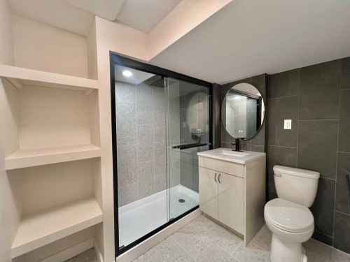 146 Springwood Drive Sw, Calgary, AB - Indoor Photo Showing Bathroom