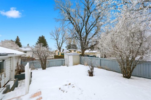 2404 51 Street Ne, Calgary, AB - Outdoor With Backyard