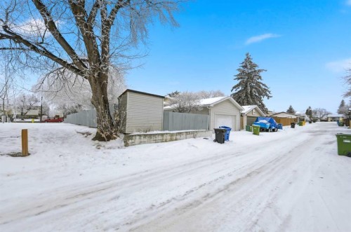 2404 51 Street Ne, Calgary, AB - Outdoor