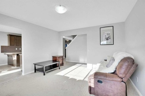 608 Windbrook Heights Sw, Airdrie, AB - Indoor