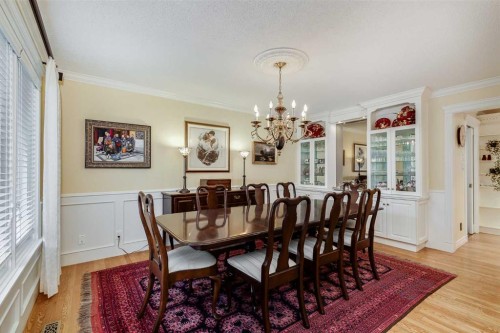 2003 Bay Shore Road Sw, Calgary, AB - Indoor Photo Showing Dining Room