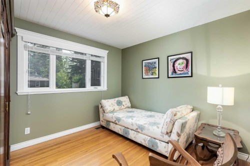 2003 Bay Shore Road Sw, Calgary, AB - Indoor Photo Showing Bedroom