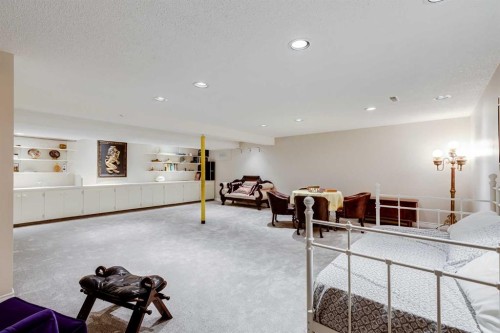 2003 Bay Shore Road Sw, Calgary, AB - Indoor Photo Showing Other Room