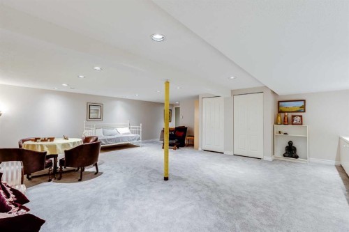 2003 Bay Shore Road Sw, Calgary, AB - Indoor