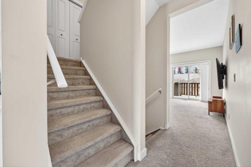 403 Sage Hill Grove Nw, Calgary, AB - Indoor Photo Showing Other Room