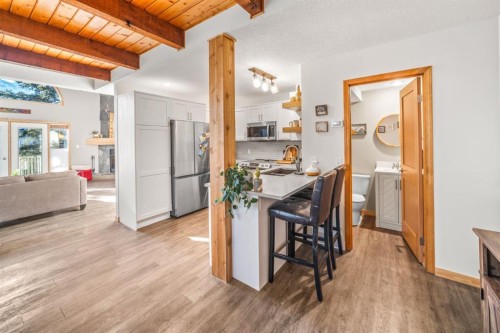 3-809 5Th Street, Canmore, AB - Indoor