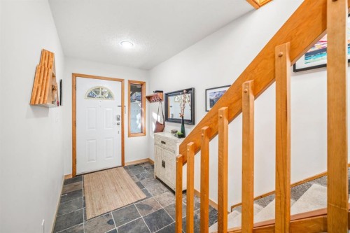 3-809 5Th Street, Canmore, AB - Indoor Photo Showing Other Room