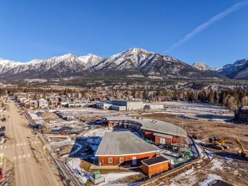 3-809 5Th Street, Canmore, AB - Outdoor With View