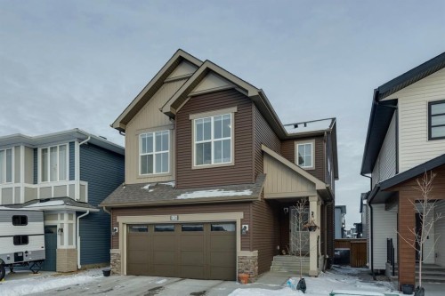 1124 Chinook Gate Bay SW Airdrie, AB T4B 5J2