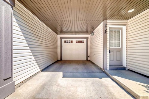 236 New Brighton Row Se, Calgary, AB - Outdoor With Exterior
