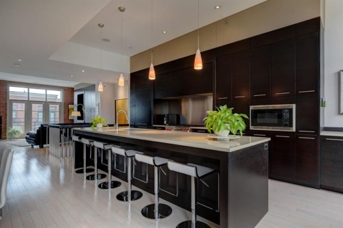 416 Aspen Meadows Hill Sw, Calgary, AB - Indoor Photo Showing Kitchen With Upgraded Kitchen