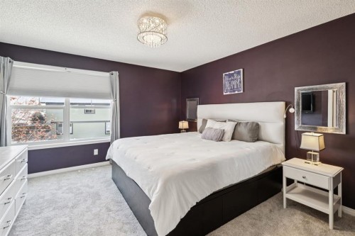 15 New Brighton Common Se, Calgary, AB - Indoor Photo Showing Bedroom