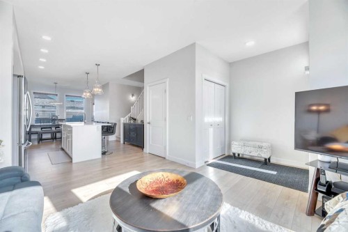 196 Wolf Hollow Park Se, Calgary, AB - Indoor Photo Showing Living Room